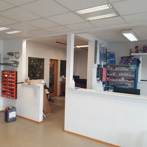 Vélaverkstæði Þóris - Verslun